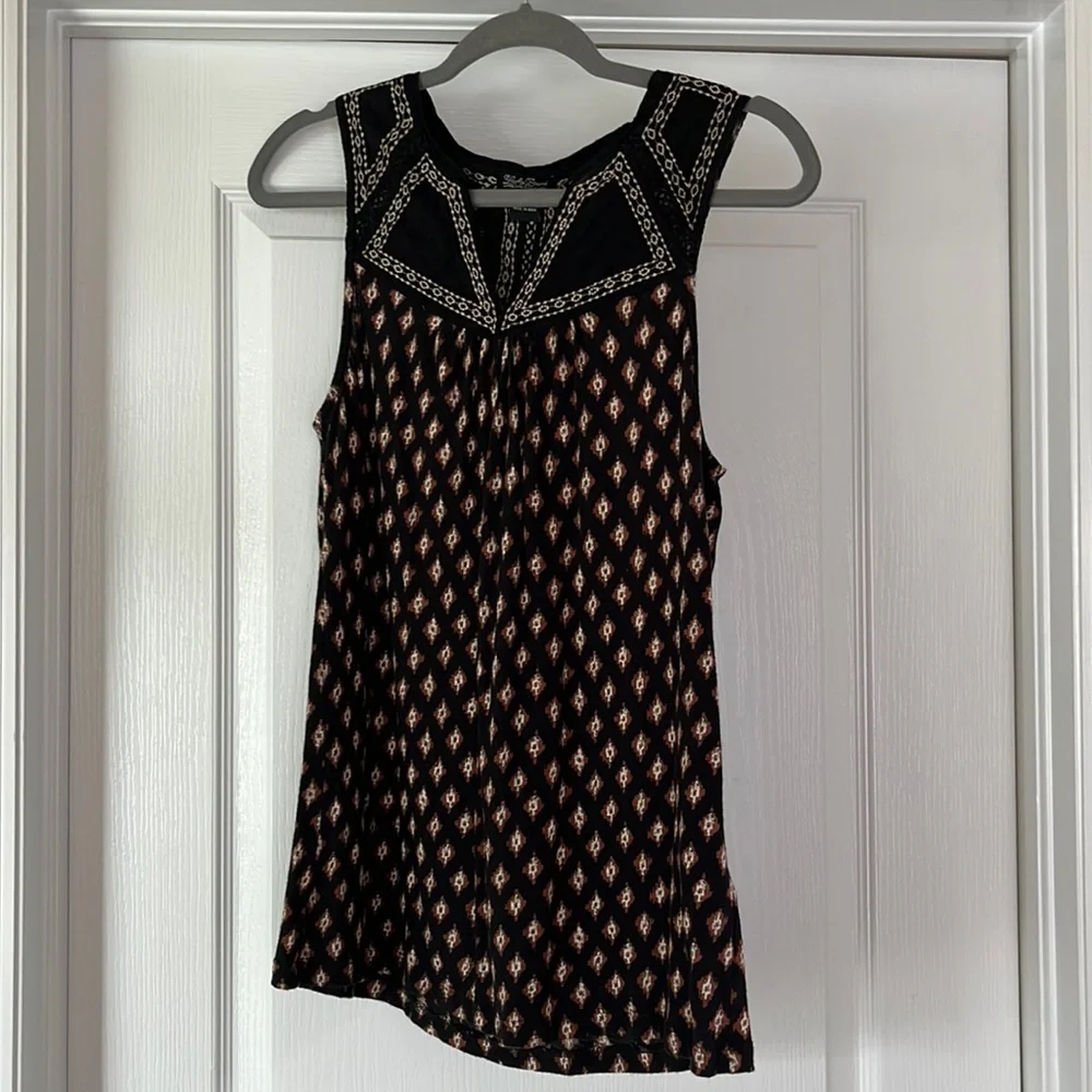 Lucky Brand shirt - Picture 1 of 9